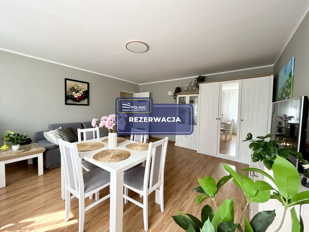 Mieszkanie dwupokojowe na sprzedaż Jelenia Góra, Jana Kiepury  55m2 Foto 1