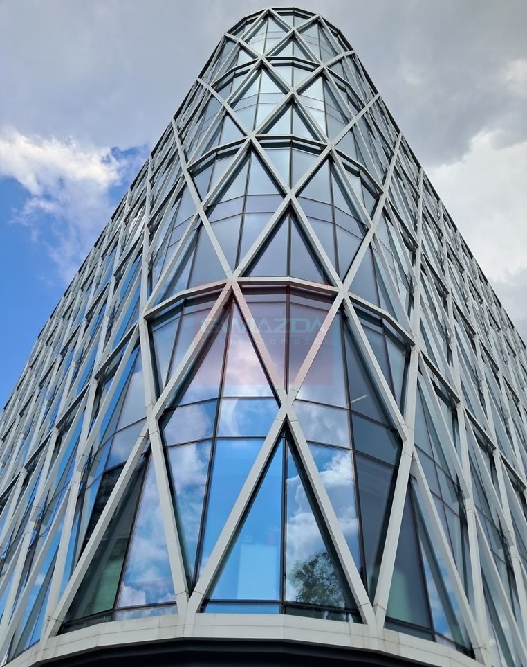 Nowoczesny biurowiec 890 m² w Mokotowie z wysokim standardem Warszawa, Mokotów, Wierzbno  890m2 Foto 1
