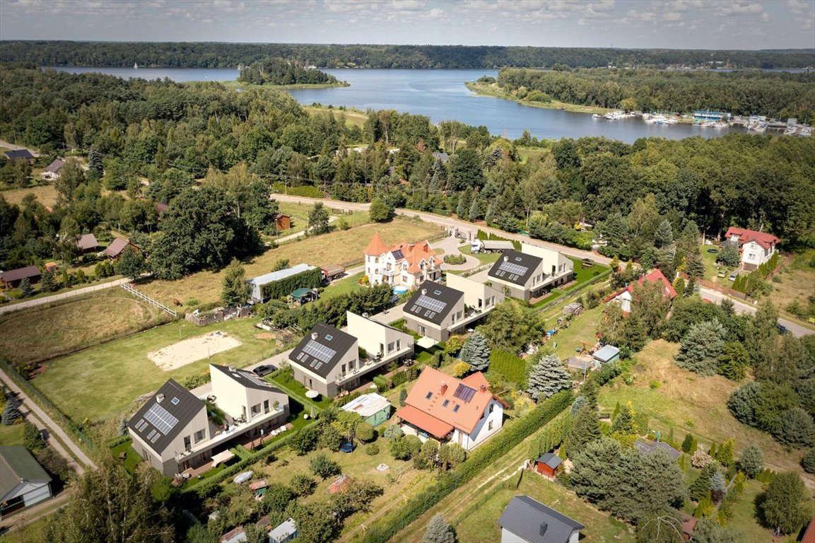 Działka inwestycyjna pod 8 bliźniaków z mediami i pozwoleniami Rynia, Główna  3 274m2 Foto 1