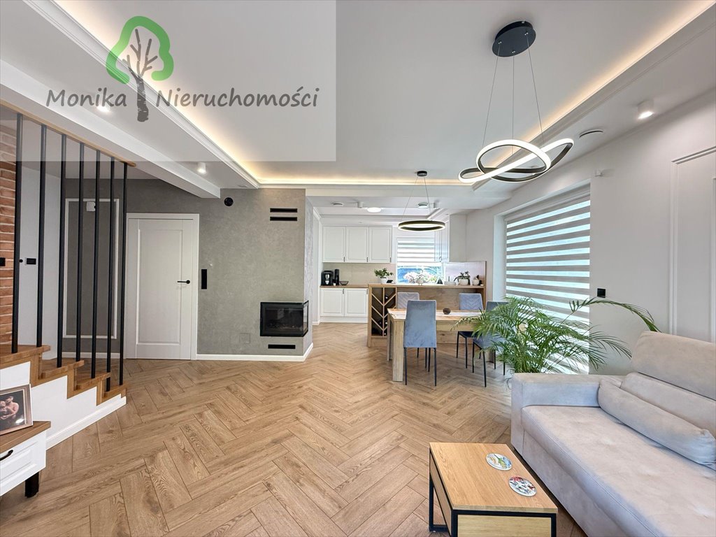 Nowoczesny dom 136 m2 z garażem, fotowoltaiką i smart domem Jabłówko  136m2 Foto 1