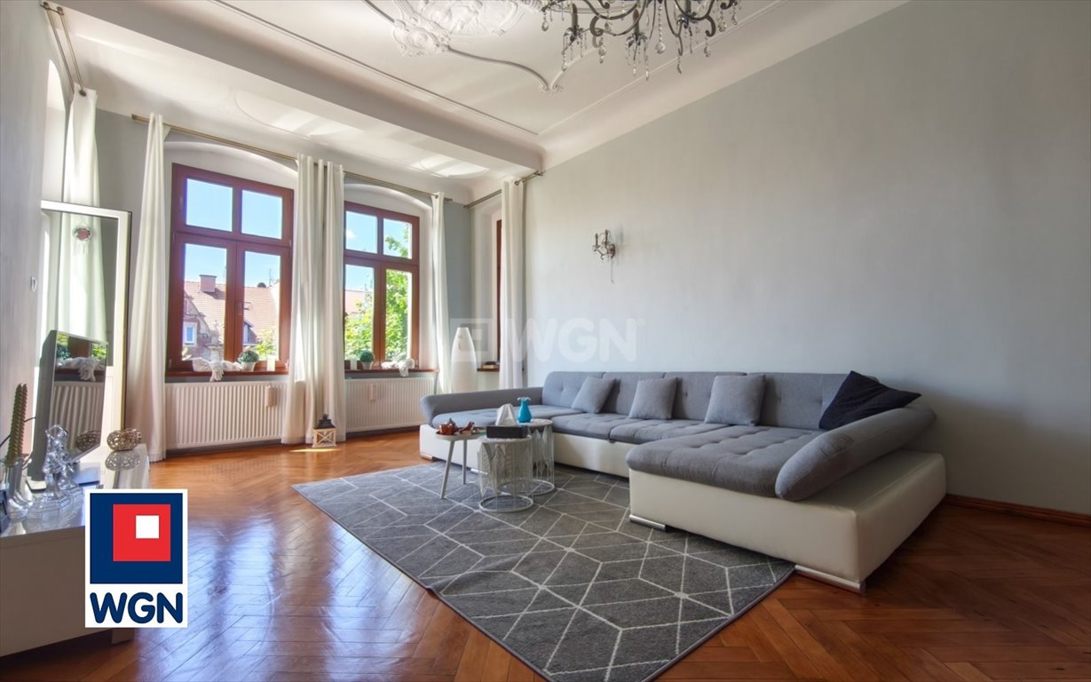 Na sprzedaż przestronne 5-pokojowe mieszkanie 175 m² w Legnicy Legnica, TARNINÓW, ANDERSA  175m2 Foto 1