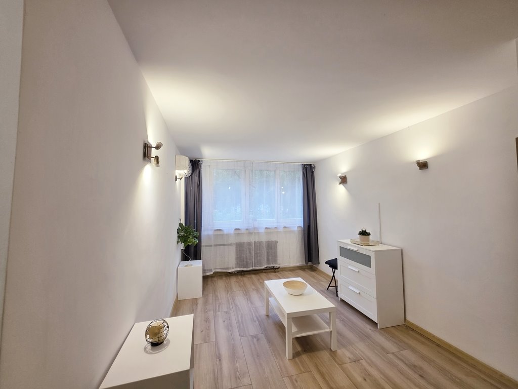 Przestronne 34 m2 z widokiem na zieleń, świetna lokalizacja Wrocław, Powstańców Śląskich  34m2 Foto 1