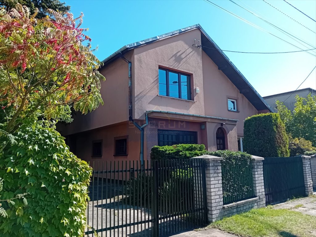 Przestronny dom 160 m2 z garażem i tarasem w Lisińcu Częstochowa, Lisiniec  160m2 Foto 1