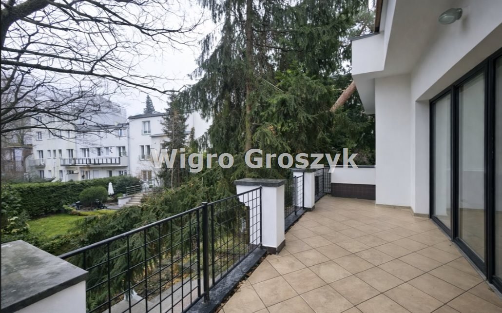Przestronny dom na wynajem z tarasami i ogrodem (biuro) Warszawa, Praga-Południe, Saska Kępa, Dąbrowiecka  240m2 Foto 1