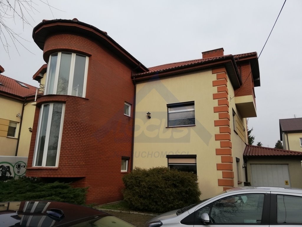 Wynajem biura 304 m2 z pełnym wyposażeniem i parkingiem Raszyn  304m2 Foto 1