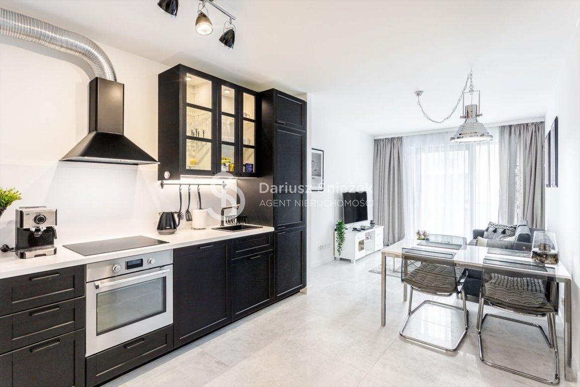 Mieszkanie dwupokojowe na sprzedaż Międzyzdroje  46m2 Foto 1