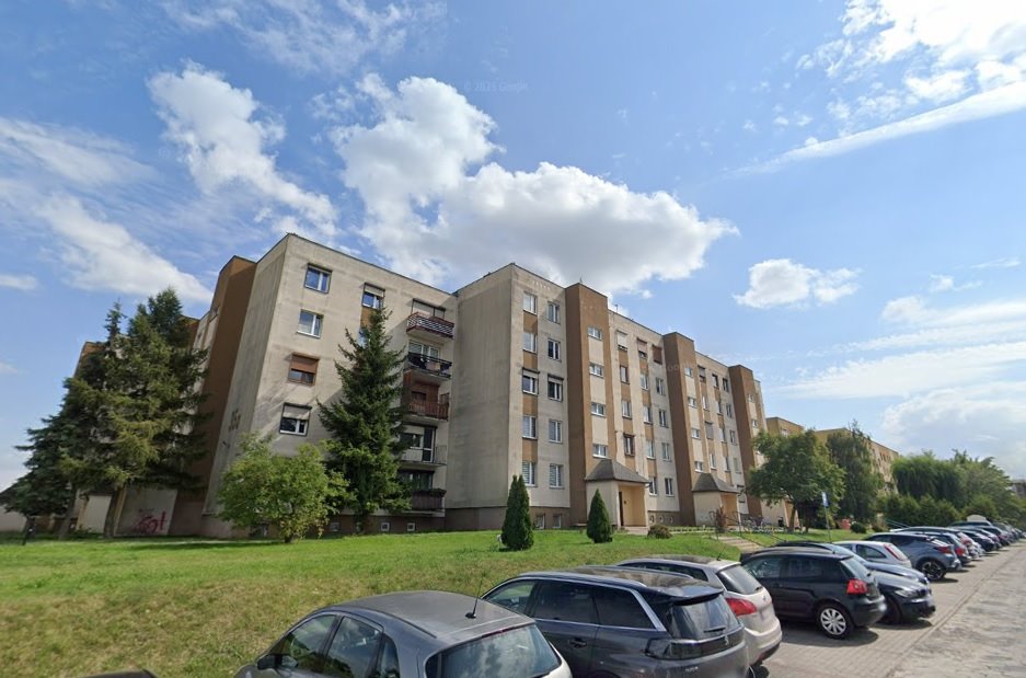 Zapraszam do obejrzenia przestronnego 3-pokojowego mieszkania z balkonem i komórką Mogilno, Powstańców Wielkopolskich 35a  61m2 Foto 1