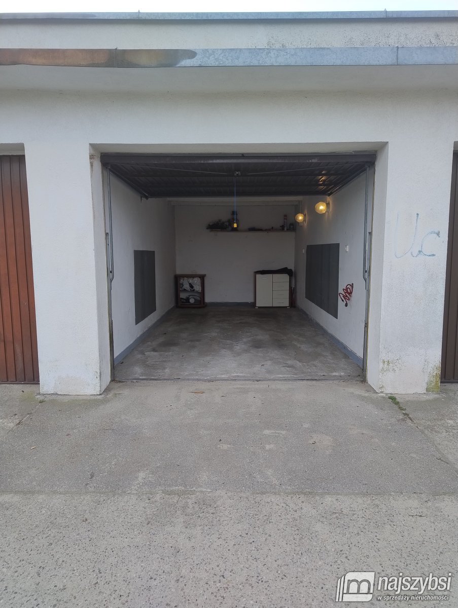 Lokal użytkowy na sprzedaż Kołobrzeg, Miasto, Trzebiatowska  15m2 Foto 2