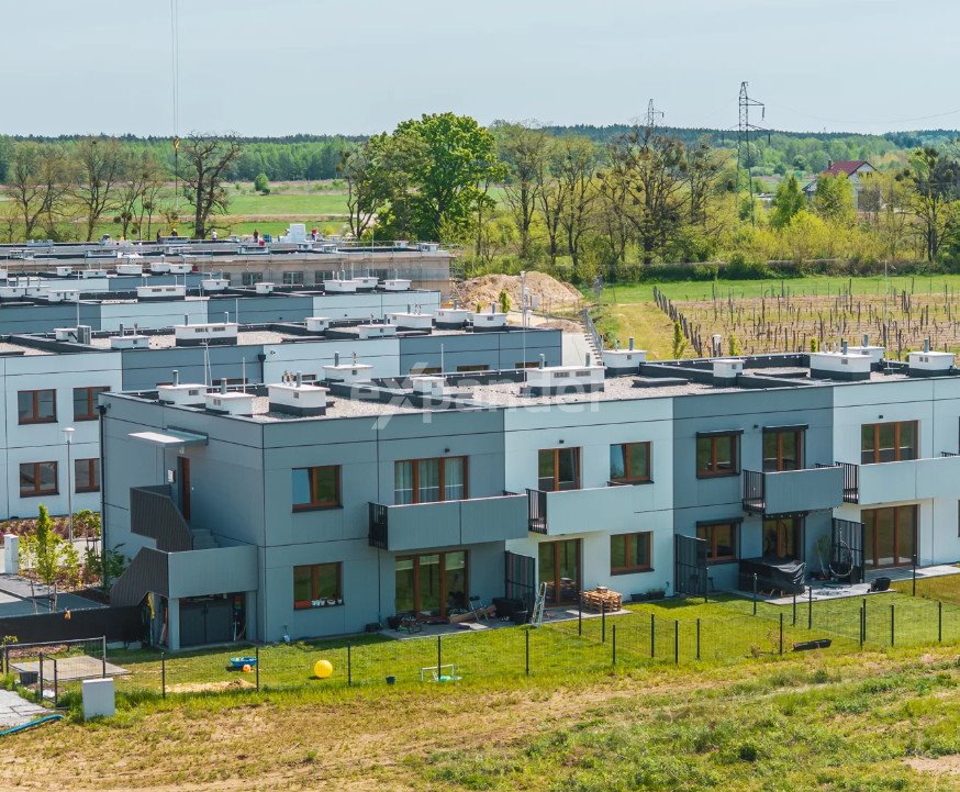 Dom szeregowy z ogrodem i tarasem – 131,38 m2, garaż Miękinia  131m2 Foto 1