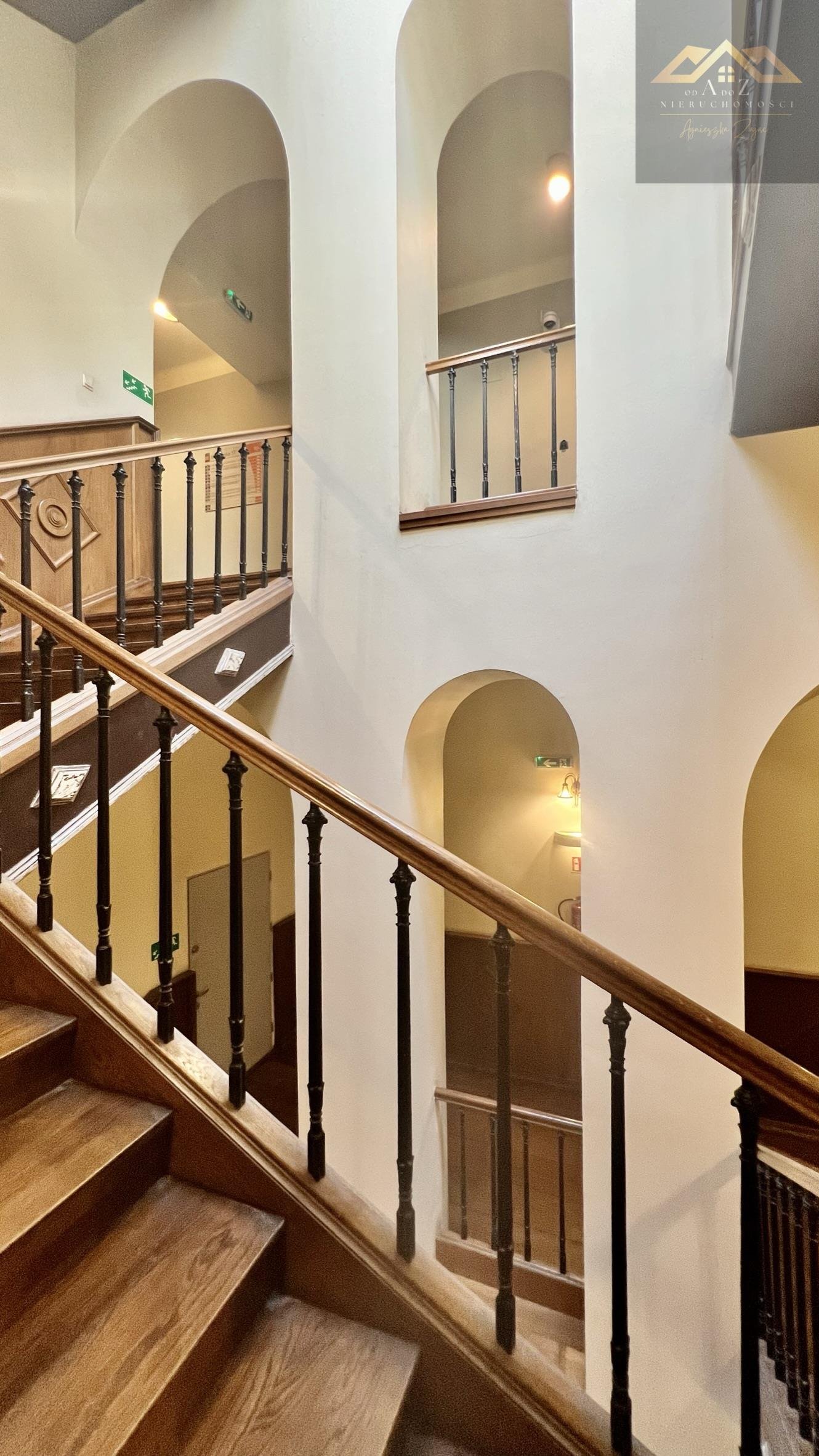 Lokal użytkowy w zabytkowej kamienicy, 98 m2, Tarnów Tarnów, Krakowska  98m2 Foto 1