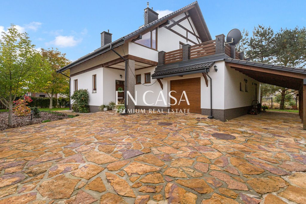 Przestronny dom 309 m² z ogrodem i garażem w Rozalinie Rozalin  237m2 Foto 1