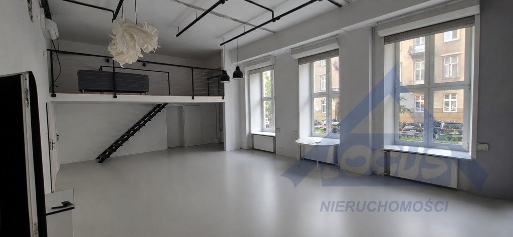 Lokal użytkowy 76 m² w Śródmieściu - klimatyczny industrialny styl Warszawa, Śródmieście  76m2 Foto 1