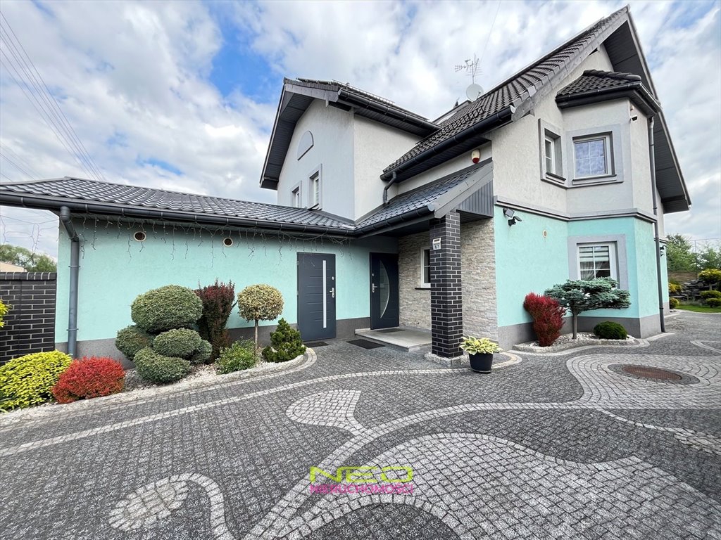 Zapraszam do obejrzenia domu 320 m² z dwoma niezależnymi częściami w Częstochowie Częstochowa, Zawodzie Dąbie  320m2 Foto 1