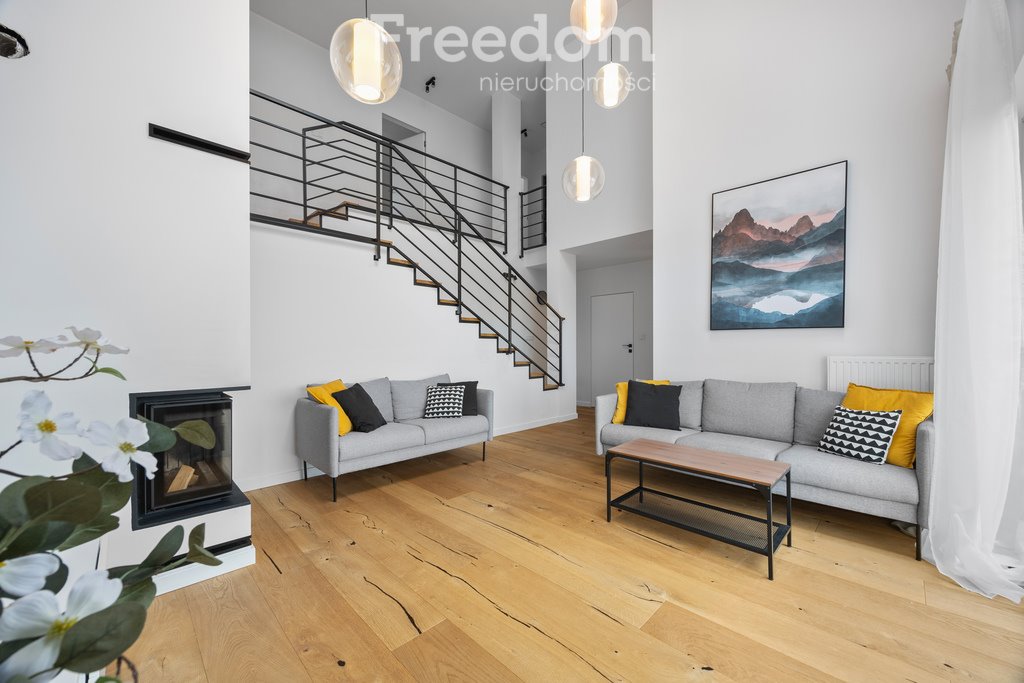 Mieszkanie czteropokojowe  na sprzedaż Lesznowola, Gazeli  112m2 Foto 1