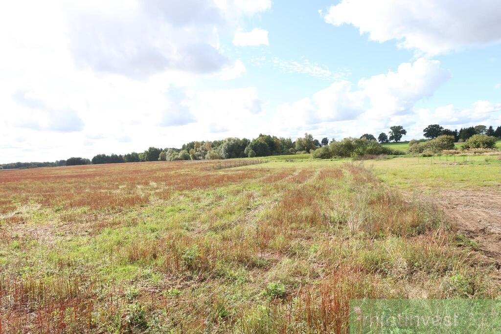 Działka budowlana na sprzedaż Dębice  1 699m2 Foto 1