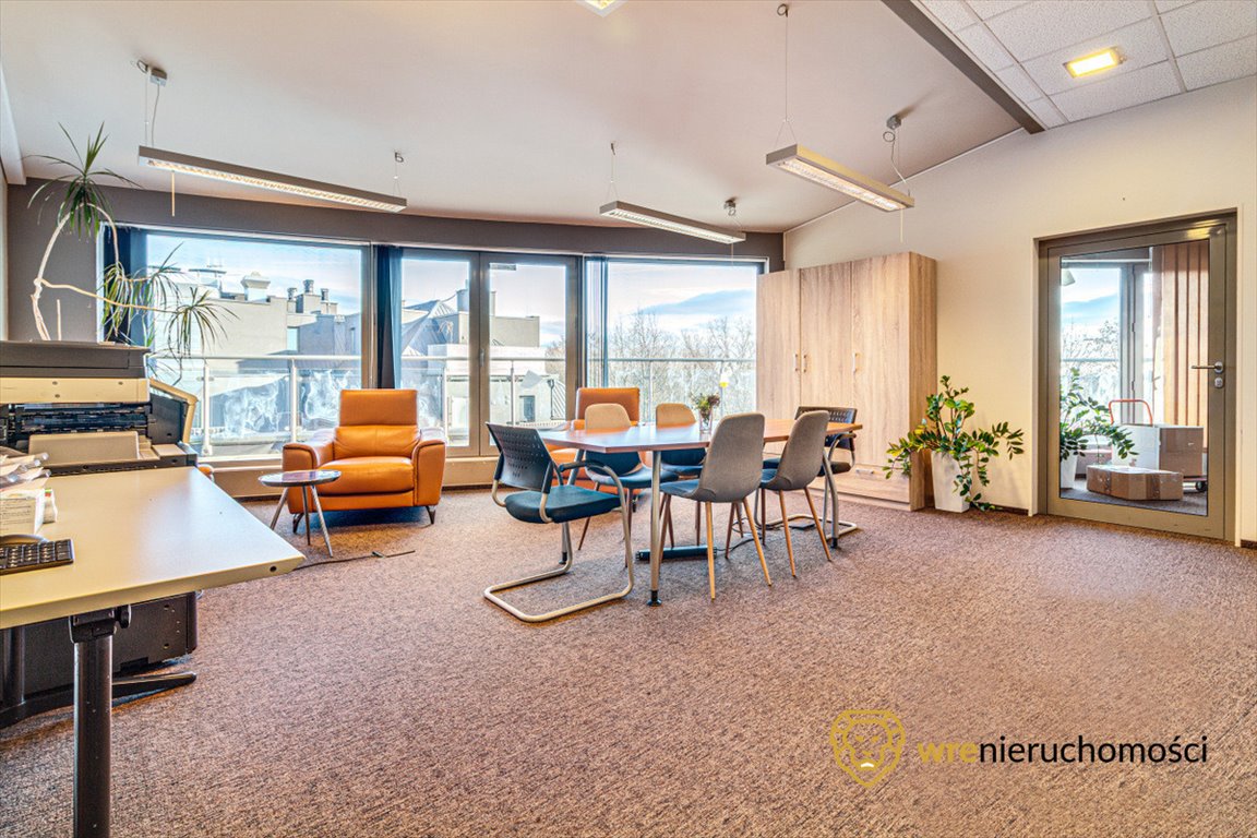 Przestronny lokal z tarasem, meble, 8-10 stanowisk, garaż Wrocław, Krzyki, Jerzego Kukuczki  105m2 Foto 1