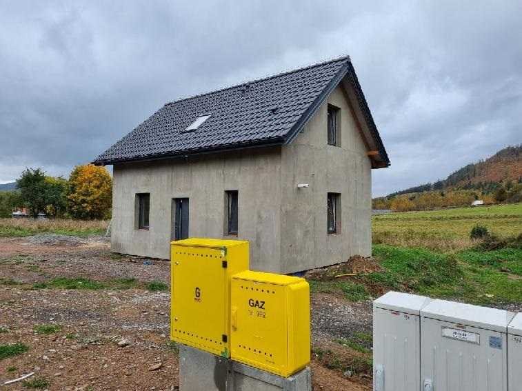 Zapraszam do obejrzenia nowoczesnych domów 200 m² z widokami w Lubawce Lubawka  200m2 Foto 1