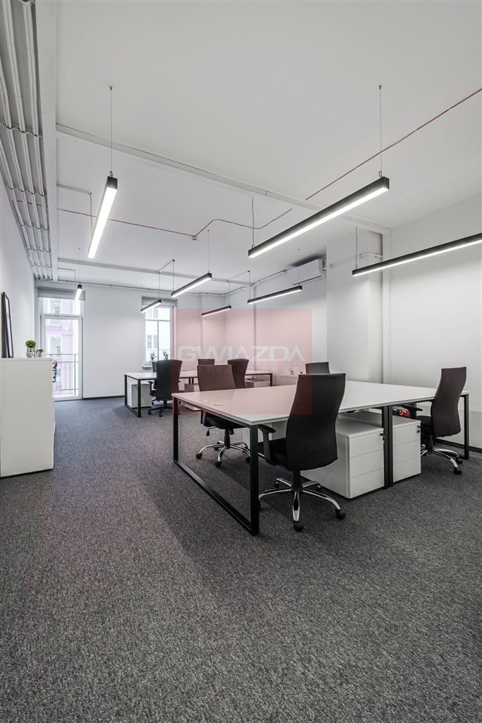 Nowoczesne biuro 134 m² z balkonem, klimatyzacją i parkingiem Warszawa, Śródmieście  134m2 Foto 1