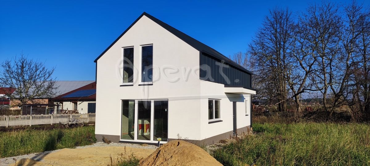 Dom w Hucie z dużymi garderobami i energooszczędną technologią zapraszam Huta  94m2 Foto 1