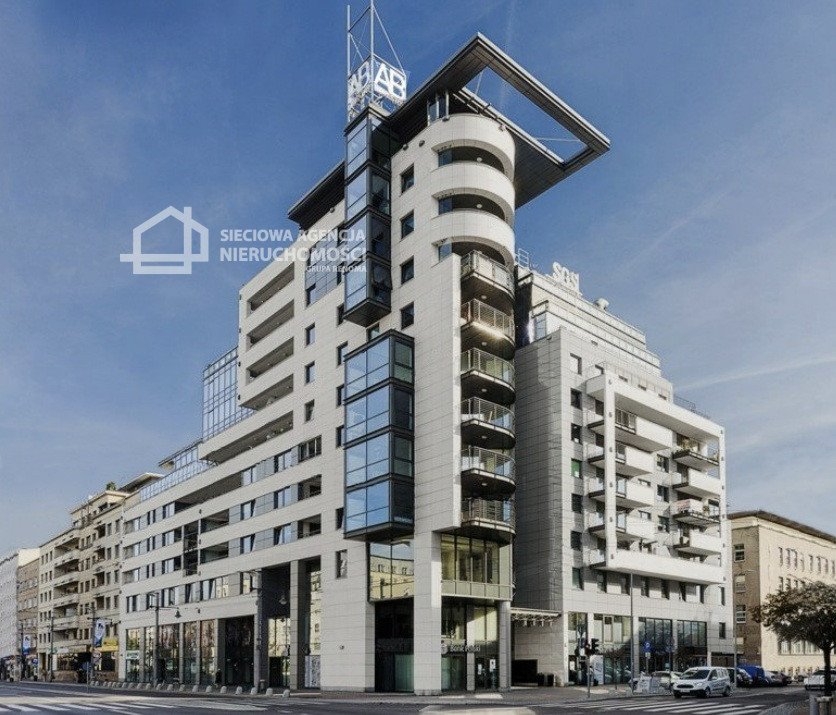 Na wynajem nowoczesny lokal 84 m² z tarasem i miejscem parkingowym Gdynia, Śródmieście  84m2 Foto 1