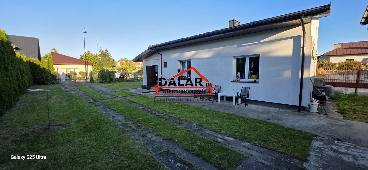 Zapraszam do obejrzenia domu 70 m² z ogródkiem w centrum Góra Kalwaria Góra Kalwaria, Centrum miasta, Partyzantów  68m2 Foto 1