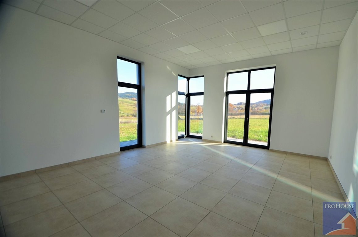 Nowy lokal 36,62 m² z parkingiem w Przyszowej Przyszowa  37m2 Foto 1