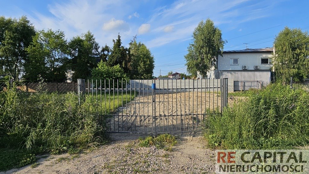 Polecam działkę 1935 m² pod usługi i mieszkania w Starych Babicach Stare Babice  1 935m2 Foto 1