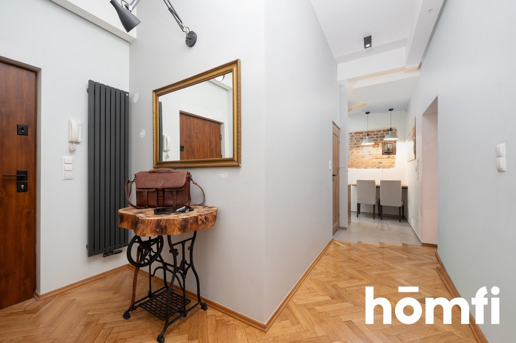 Unikalny lokal na Starym Mieście z widokiem na Kościół Mariacki Kraków, Śródmieście, Mikołajska  73m2 Foto 1