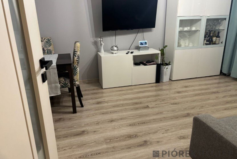 Atrakcyjne 31 m2 z balkonem i piwnicą na Włochach Warszawa, Włochy, 1 Sierpnia  31m2 Foto 1