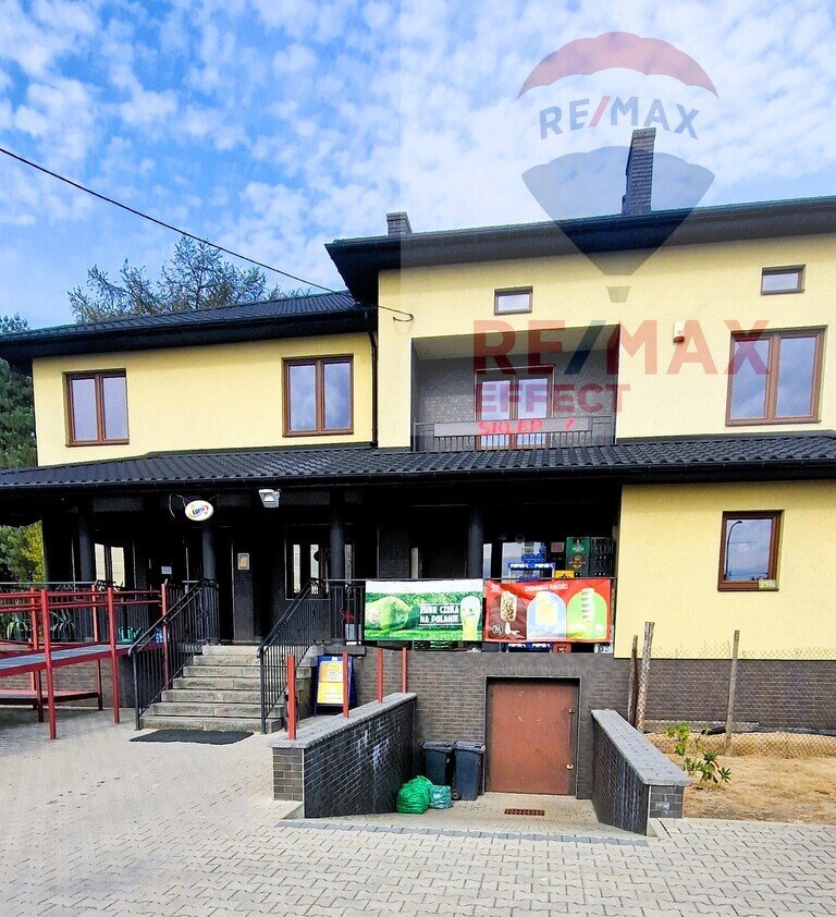 Dom na sprzedaż Ostrowiec Świętokrzyski  1 537m2 Foto 1