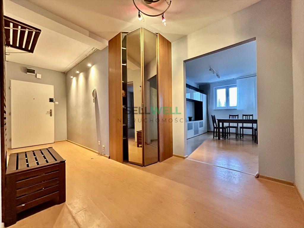 Przestronne 77 m² z balkonem i komórką w Łodzi Łódź, Adwokacka  77m2 Foto 1