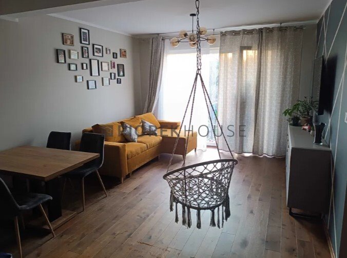 Mieszkanie trzypokojowe na sprzedaż Marki, Długa  65m2 Foto 1