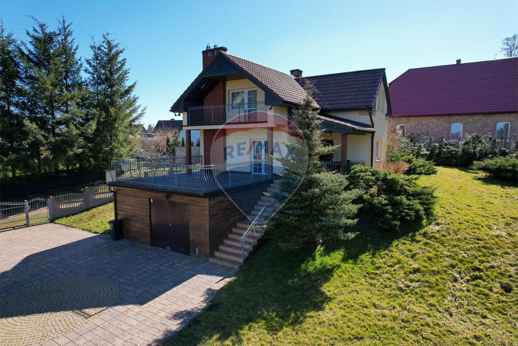 Ekskluzywny dom nad Jeziorem Kamień, 178 m², garaż Dołgie  178m2 Foto 1