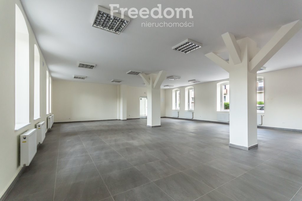Zapraszam do wynajęcia 129 m² lokalu usługowego w centrum Elbląga Elbląg, Zacisze  129m2 Foto 1