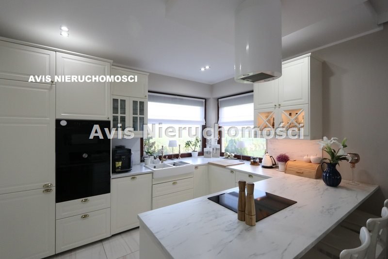 Przestronny dom 224 m² z garażem i dużym ogrodem Marcinowice  224m2 Foto 1