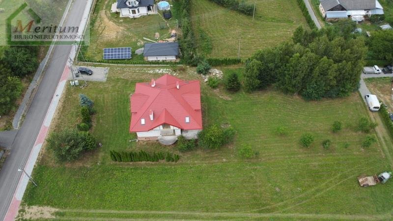 Dom 250 m2 z dużą działką i nowoczesnymi instalacjami Besko  194m2 Foto 1