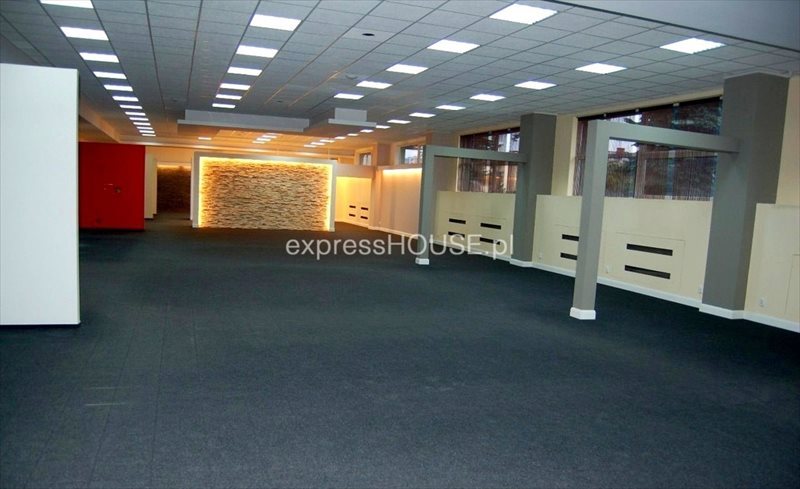 Lokal użytkowy na sprzedaż Białystok, Młodych 1 277m2 Foto 1 Lokal użytkowy na sprzedaż Białystok, Młodych 1 277m2 Foto 1