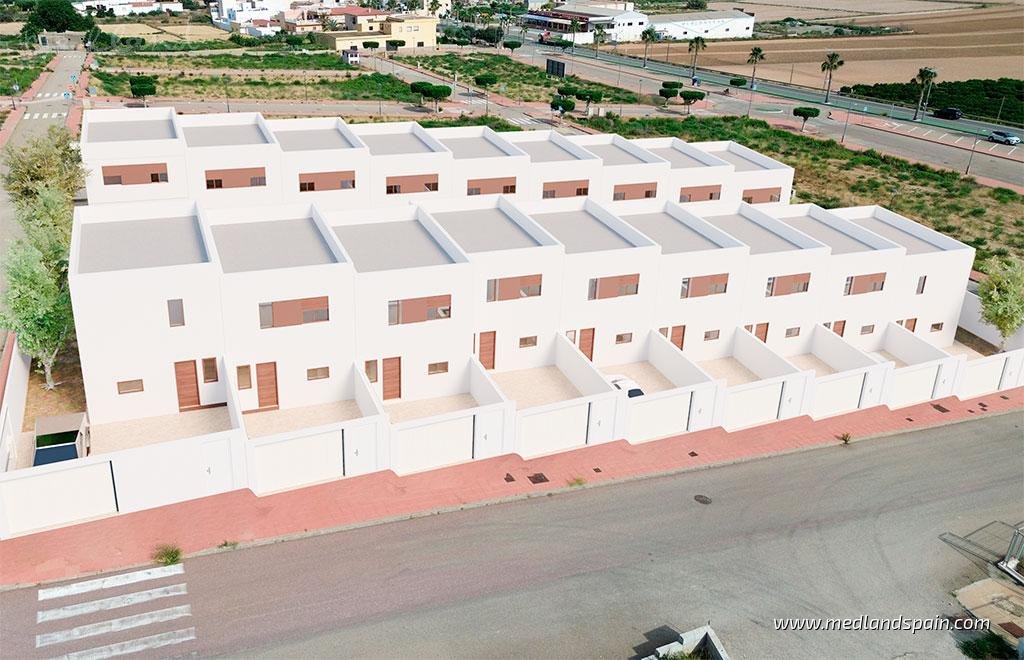 Dom z 3 sypialniami i opcją basenu w Andaluzji Hiszpania, Vera  102m2 Foto 1