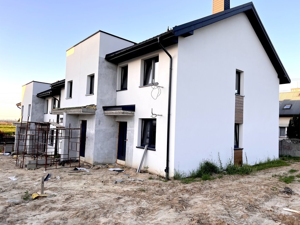 Mieszkanie trzypokojowe na sprzedaż Rzeszów, Budziwojska  55m2 Foto 1