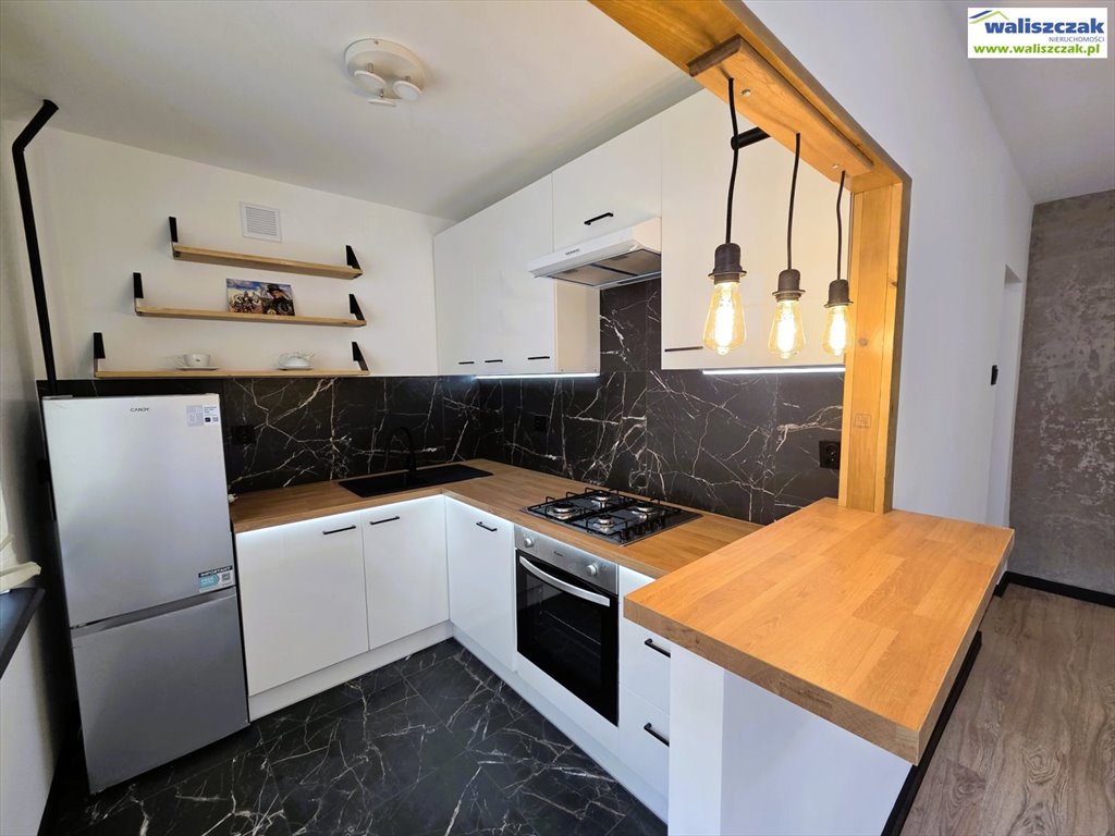 Gotowe do wprowadzenia! 35 m² po remoncie, ciepłe i ekonomiczne Piotrków Trybunalski  35m2 Foto 1