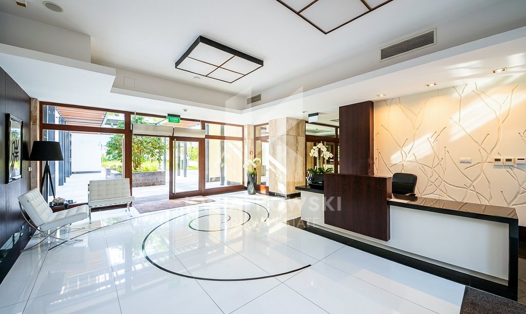 Nowoczesny 2-pokojowy apartament z loggią i klimatyzacją - polecam! Warszawa, Mokotów, Wierzbno, Adama Naruszewicza  47m2 Foto 1