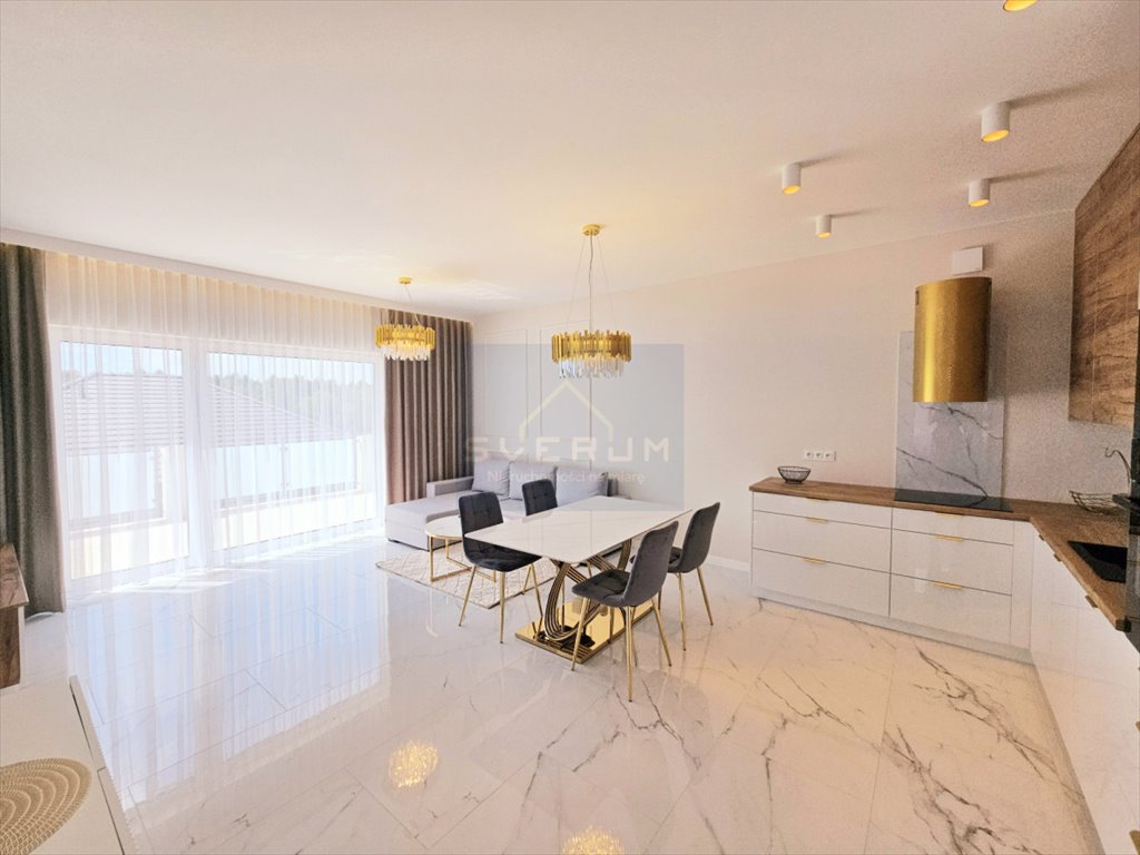 Mieszkanie czteropokojowe  na sprzedaż Częstochowa, Kiedrzyn  85m2 Foto 1