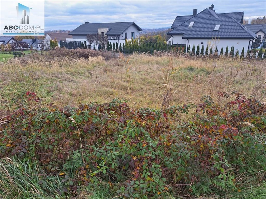 Atrakcyjna działka 1326 m² z widokiem, media, asfalt Ochojno, Ochojno  1 326m2 Foto 1