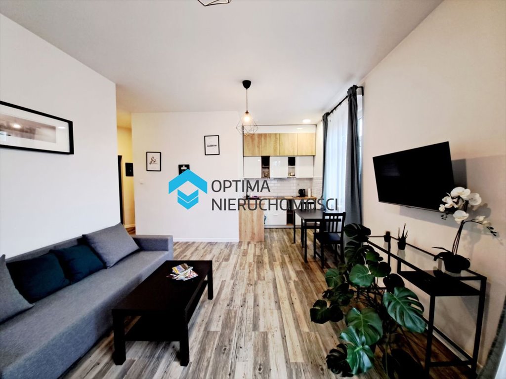 Mieszkanie 51 m2 w centrum Jeleniej Góry, umeblowane Jelenia Góra, Śródmieście, Armii Krajowej  51m2 Foto 1