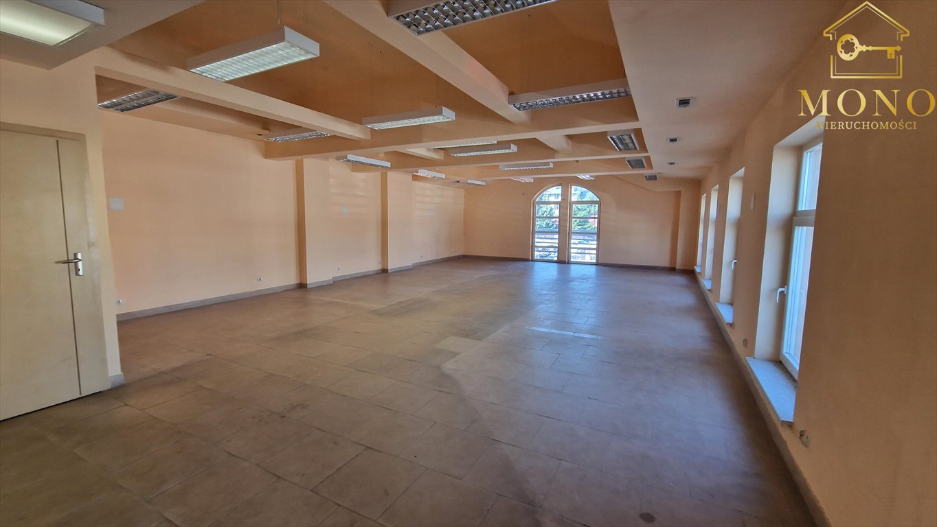 Lokal użytkowy na wynajem Tarnów  100m2 Foto 4