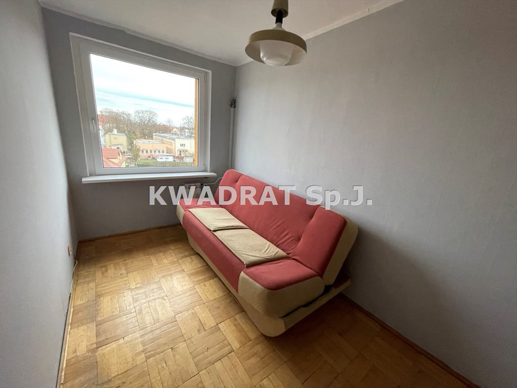 Mieszkanie czteropokojowe  na sprzedaż Kępno  6 470m2 Foto 3