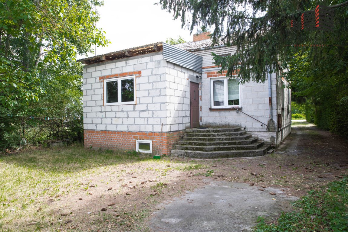 Dom z dużą działką i zabudowaniami gospodarczymi - Opole Lubelskie Opole Lubelskie, Przemysłowa  100m2 Foto 1