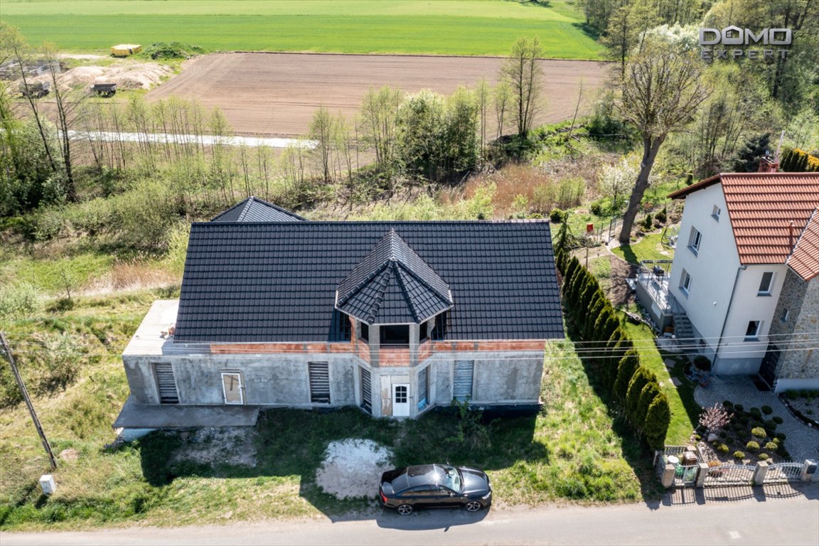 Polecam dom z możliwością podziału na mieszkania w Nowogrodźcu Nowogrodziec, Leśna  527m2 Foto 1