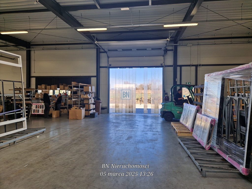 Hala produkcyjna 3852m² z zapleczem socjalnym i parkingiem Pyskowice  4 100m2 Foto 1