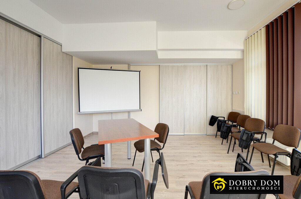 Lokal usługowy 66,5 m2 z dużą salą konferencyjną Białystok, Dziesięciny  67m2 Foto 1